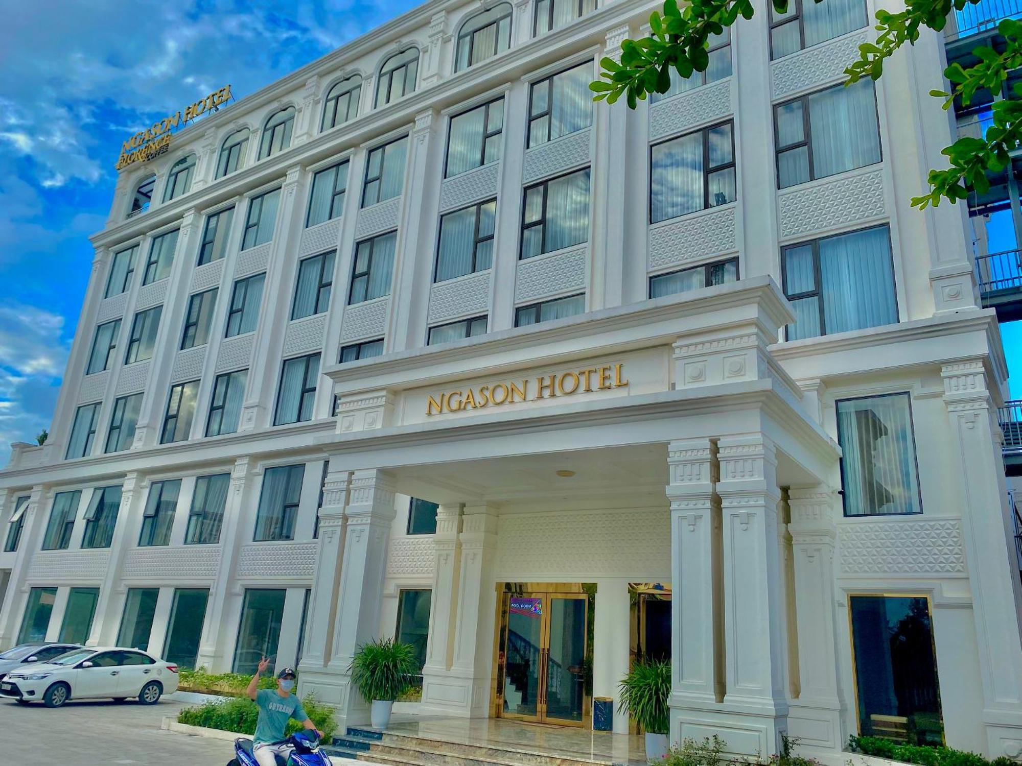 Khach San Nga Son Hotel Eksteriør billede